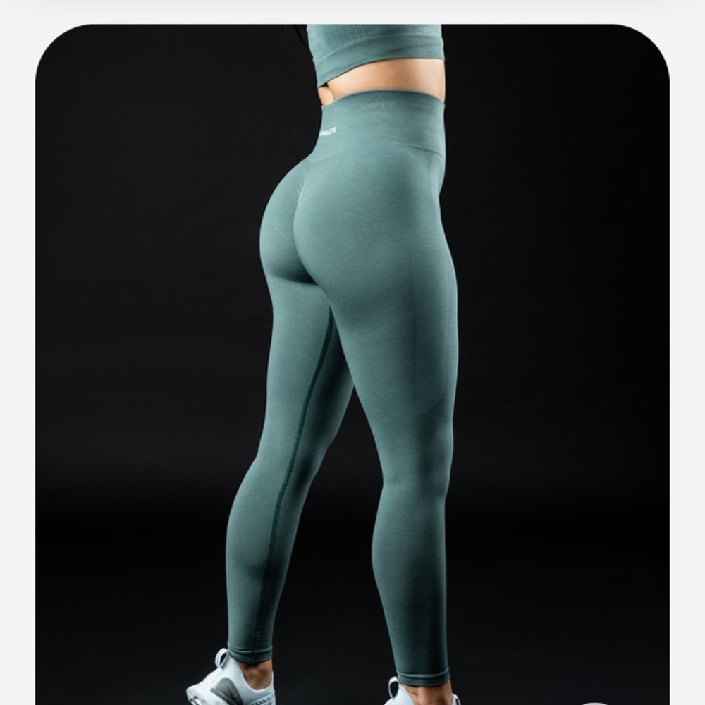 Alphalete Amplify Legging - Nomadic Blue (Size S)